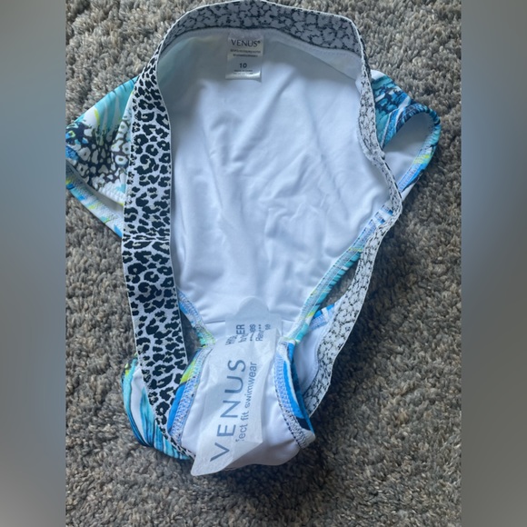 NWOT Venus Bikini bottoms. - Picture 2 of 3